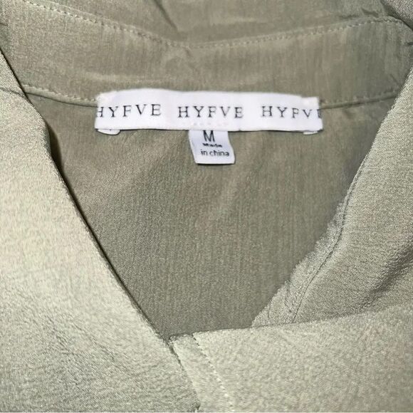 HYFVE Olive Sleeveless Belted Military Romper Size Medium - Picture 4 of 10